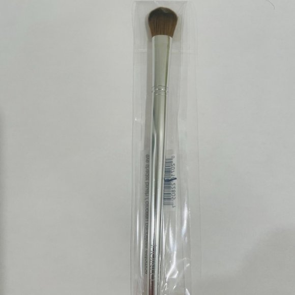 🌷NEW🌷 Clinique Eye Shader Brush - Picture 3 of 6